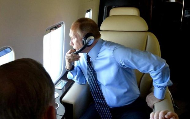 У Путіна розповіли, де "загубився" його літак