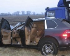 Кандидат у мери потрапив в ДТП у Дніпропетровській області (відео)