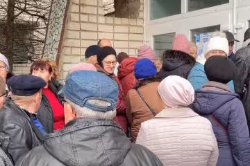 Оформление документов, скриншот: YouTube