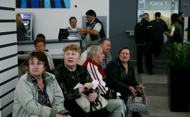 Пенсионеры, скриншот: YouTube