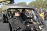 Аваков покатав Турчинова в новому протитанковому комплексі "Стугна" (фото)