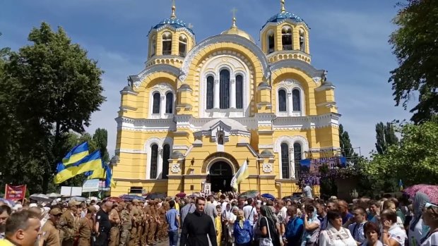 Захваты церквей, кровь и протесты: Украина раскрыла грязные планы Путина
