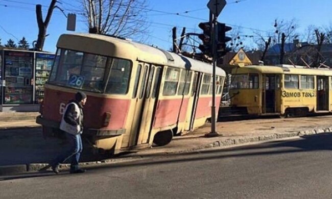 Харківський трамвай зламав ногу пішоходу (фото)