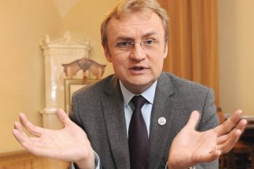 Садовой терроризирует Украину львовским мусором