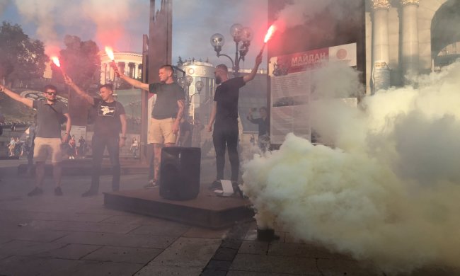 Тысячи киевлян восстали против дружков Януковича: "Реваншируйте на*уй"