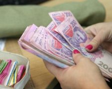 Курс на 28 червня: долар знову зайняв стару позицію