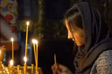 Церква, молитва, кадр з відео