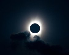 Лунное затмение 2017: самые интересные обряды