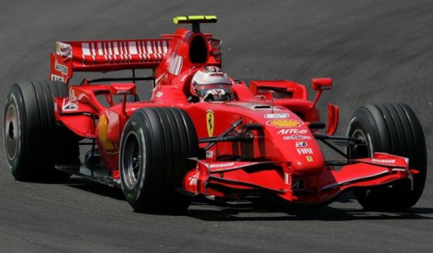 Руль за сто тысяч евро украли у команды Formula 1