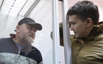 Порошенко и Гройсман подключились к скандалу Савченко