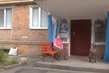 Мешканка багатоповерхівки. Фото: скрін youtube
