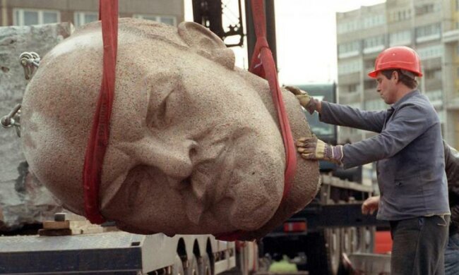 Бешеные ватники вызвали какого-то своего демона в центр Одессы: фото