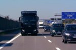 Перша самокерована вантажівка виїхала на автостраду