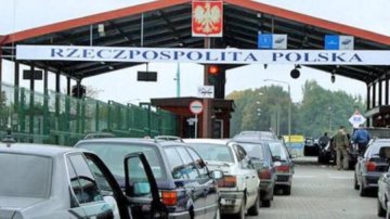 На українсько-польському кордоні застрягли дві тисячі автомобілів