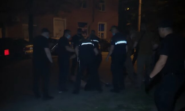 Боевики "Муниципальной стражи" Филатова избили оператора телеканала Д1 в Днепре - СМИ