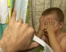 Батько-педофіл гвалтував  трирічного сина