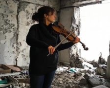 Скрипалька з передової: як українка лікує бійців музикою
