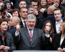 Фанаты Порошенко обратились к известному блогеру: "хватит издеваться в последние дни"