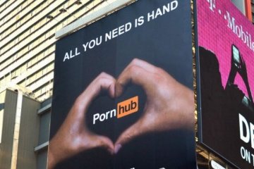 Порносайт Pornhub начал выпускать видеоролики для слепых