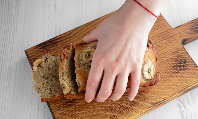 Банановый хлеб, фото: Знай.ua