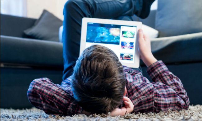 YouTube витрусить з користувачів останню копійку