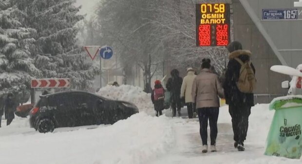 Харьковчане, готовьте морковки: стихия выманит лепить снеговиков 9 января