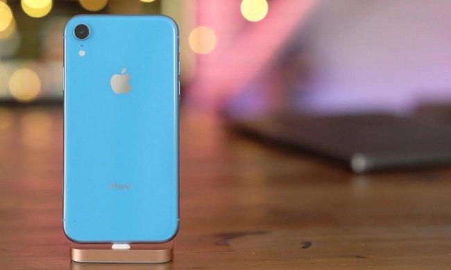 "Бюджетний" iPhone XR за $750 стане ще дорожчим, і ось чому