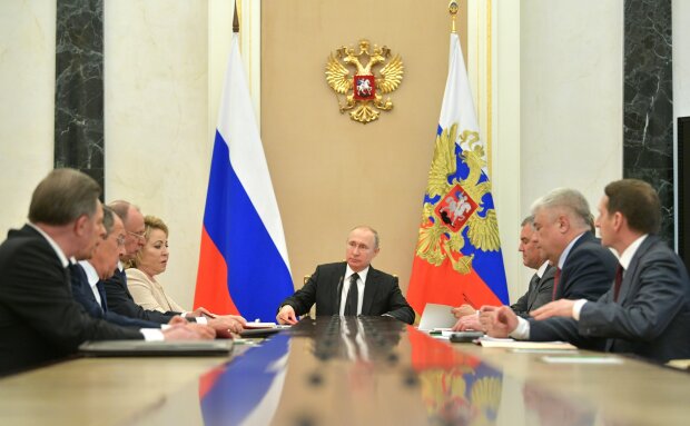 Європа продовжила санкції проти Росії після зустрічі Зеленського з Путіним