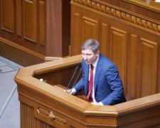 Шахов: Россия использует церковь вместо автоматов