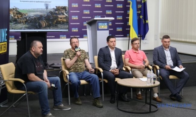 Росія має сплатити за кожне знищене дерево: на круглому столі обговорили важливі питання стягнення компенсації з агресора