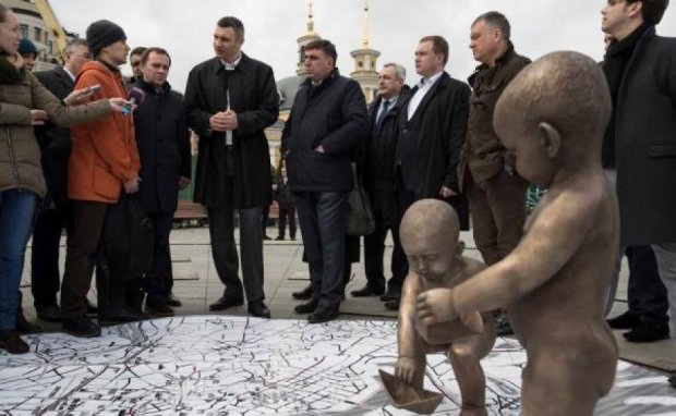 До Дня Києва на Поштовій з’являться скульптури дітей 