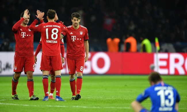 "Бавария" обыграла "Шальке" со счетом 3:1