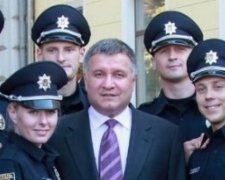 Аваков оправдал ошибки полиции