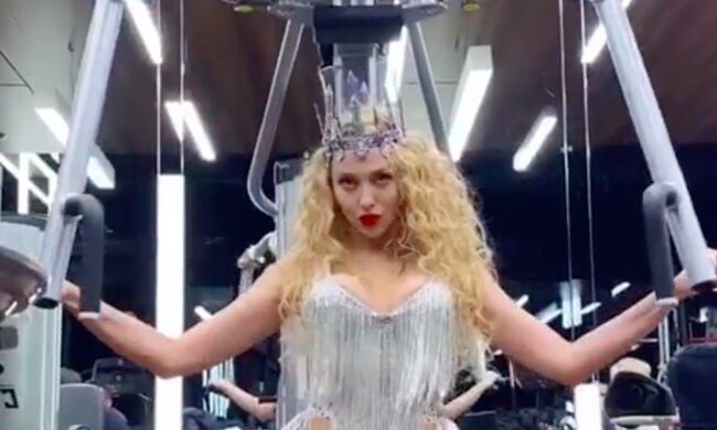 Оля Полякова, instagram.com/polyakovamusic/