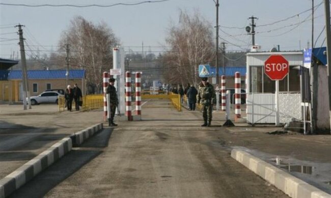 Приднестровье требует отвести украинские войска от границы