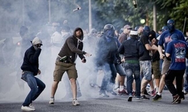 Фанаты "Лацио" совершили расправу над футболистами