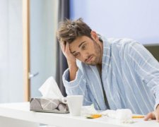 Не варто сміятись: лікарі розвінчали міф про сильних чоловіків