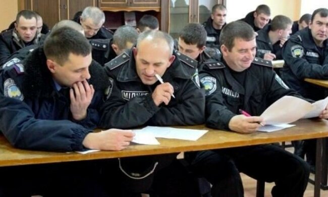 Киев стал лидером по числу уволенных "ментов"