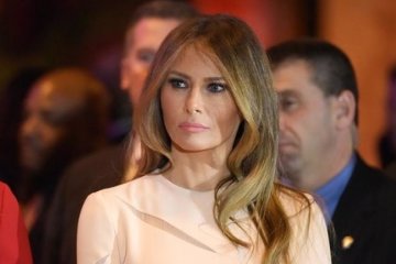 Голую жену Трампа увидела вся Америка