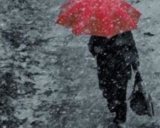 На початку тижня в Україні буде холодна погода з дощем та мокрим снігом