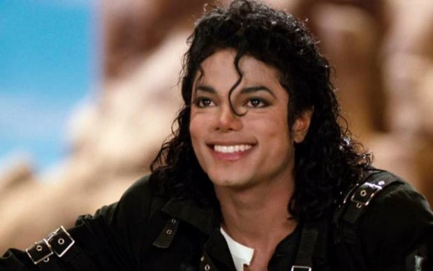 Извращения и трансплантация мозга: врач рассказал о тайной жизни Майкла Джексона
