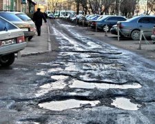 Украинцам пообещали  хорошие дороги: проблему решат отходами