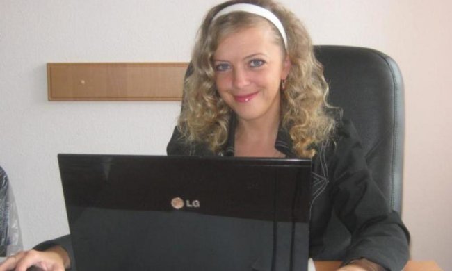 У момент похорону Ноздровської слідчі навідались до Россошанських
