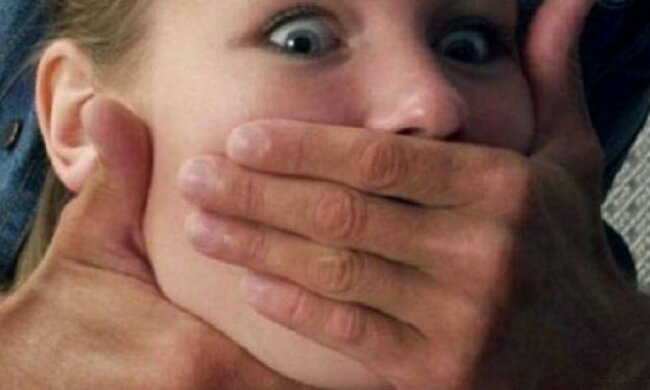 В Одессе извращенец в военной форме развращал школьников (видео 18+)