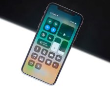 Обновление iOS 12.1.4 принесло владельцам iPhone массу проблем