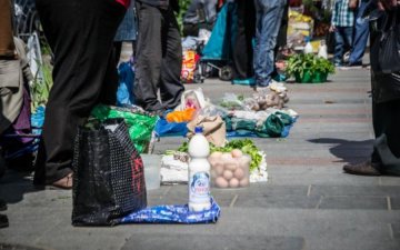 Вуличні торговці паралізували дорогу в Одесі