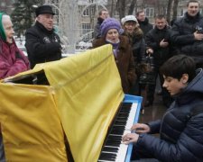 Це Україна: військовий показав знакові фото з Донбасу