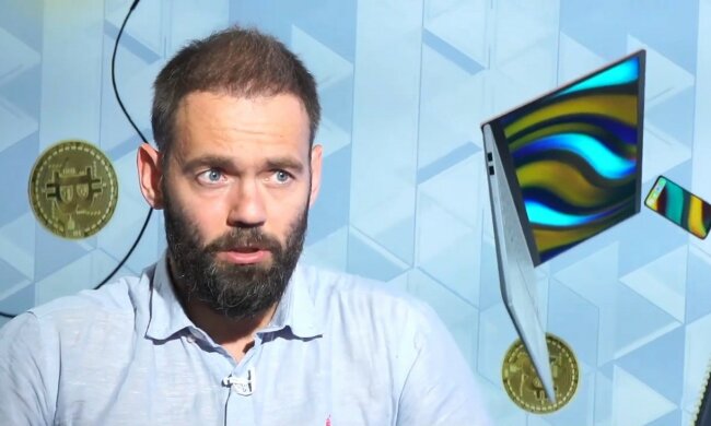 Василий Задворный