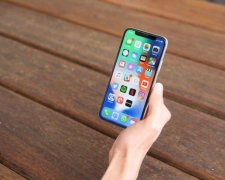 Apple змусила власників iPhone X страждати