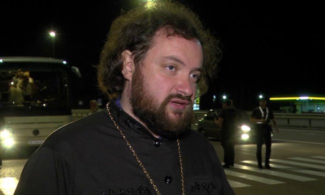 Протоієрей Віктор Земляний